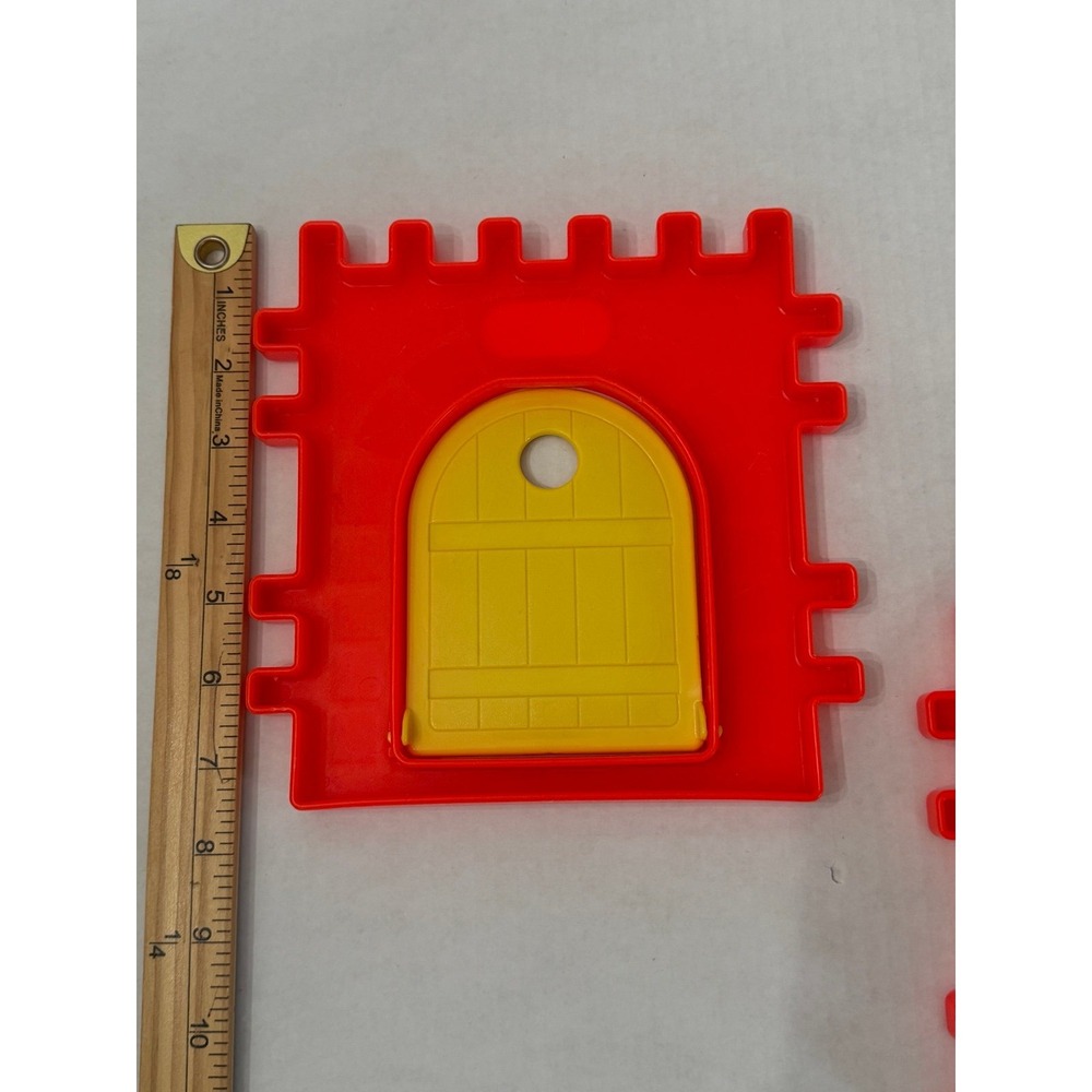 VTG Little Tikes Waffle Blocks 2 Castle Doors Red and Yellow Replacement Pieces - Picture 6 of 8
